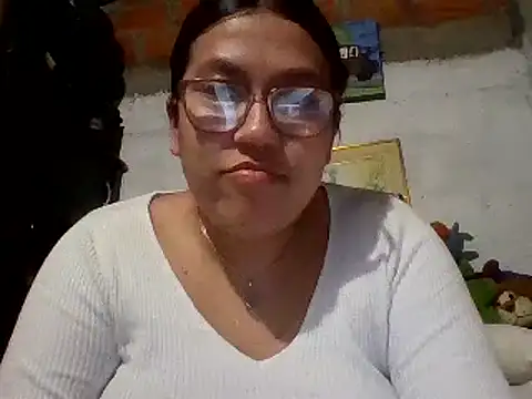 dafne19  online show from March 2025 06:52:02 AM