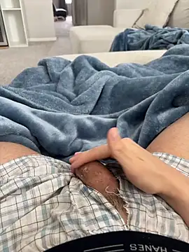 JustBoredHere11 online show from April 2026 09:10:01 PM