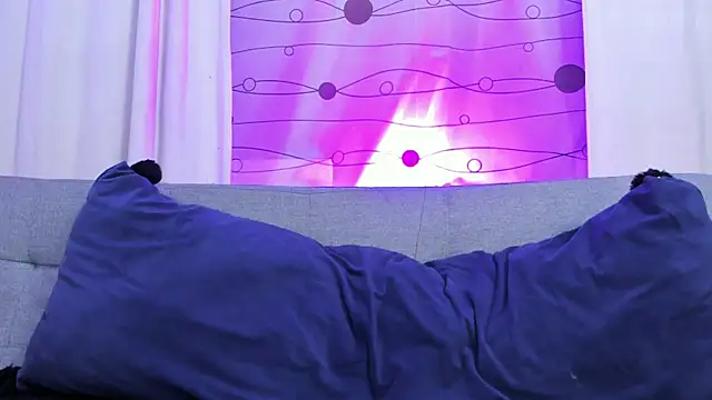 Snapshot of LukaCastillo chatting on March 2025 08:08:02 AM LukaCastillo online show from March 2025 08:08:02 AM