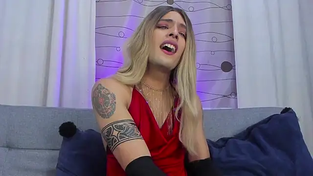 Snapshot of LukaCastillo chatting on March 2025 09:23:02 AM LukaCastillo online show from March 2025 09:23:02 AM