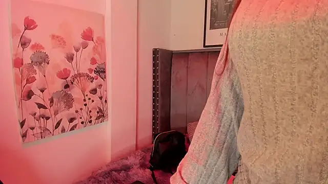 Alaia Cute online show from November 2025 02:59:02 AM