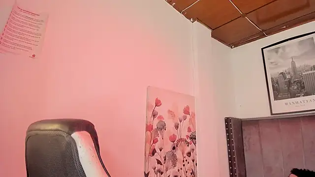 Alaia Cute online show from November 2025 03:17:02 AM