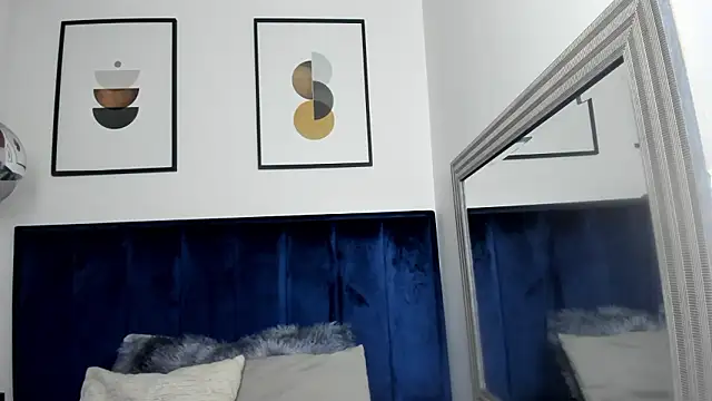 Snapshot of Alaia_Cute chatting on February 2026 04:18:02 AM Alaia Cute online show from February 2026 04:18:02 AM