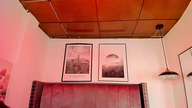 Snapshot of Alaia_Cute chatting on December 2025 01:52:02 AM Alaia Cute online show from December 2025 01:52:02 AM