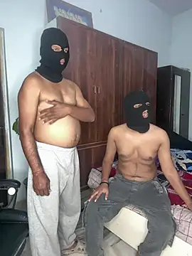 Sexy bitch 23 online show from January 2026 04:00:01 PM