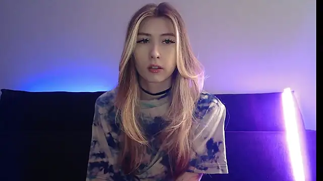 ErikaShyy online show from February 2026 11:54:02 AM