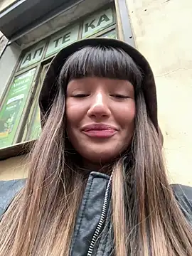 Sophie Avory online show from November 2025 12:06:01 PM