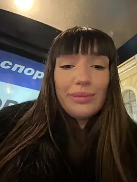 Sophie Avory online show from December 2025 09:30:02 PM