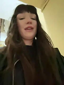 Sophie Avory online show from February 2025 09:41:02 PM