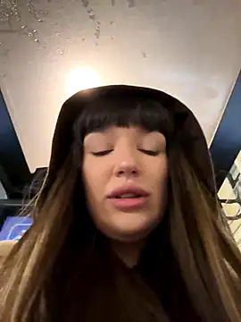 Sophie Avory online show from November 2025 07:47:02 PM