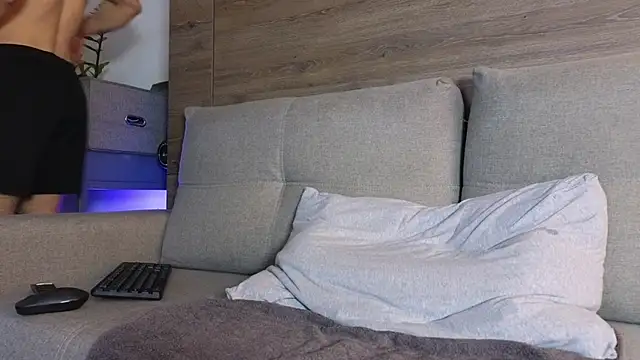 SultryAndrewww online show from February 2026 03:34:02 PM