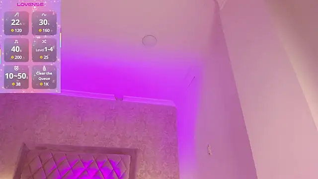 LiaFlowers online show from February 2025 09:40:01 AM