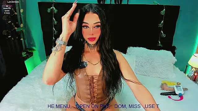 CALLME GODDESS  online show from April 2026 07:22:02 AM