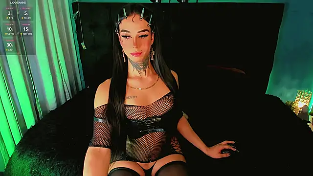 CALLME GODDESS  online show from April 2026 09:40:01 PM