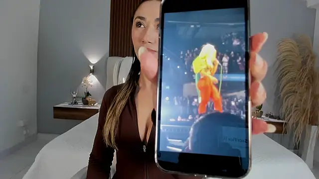 Emma23   online show from March 2026 08:38:02 AM