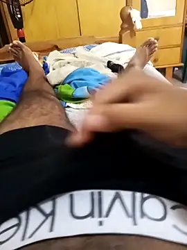 AlkalineCalmness online show from April 2026 04:21:01 PM