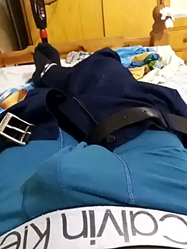 AlkalineCalmness online show from April 2026 04:35:01 PM