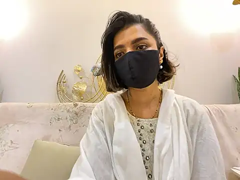 MaYaa  11 online show from February 2025 12:23:02 PM