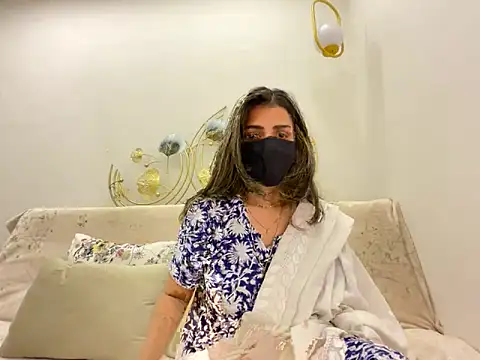 MaYaa  11 online show from February 2026 07:19:01 AM