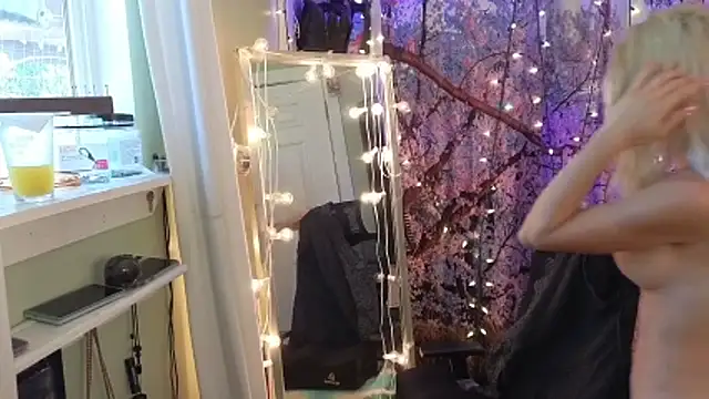 cunty tranny lydia online show from March 2026 07:18:02 PM