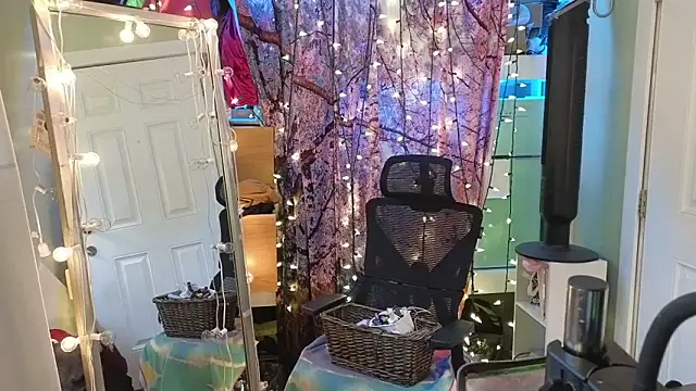 cunty tranny lydia online show from April 2026 09:54:02 PM