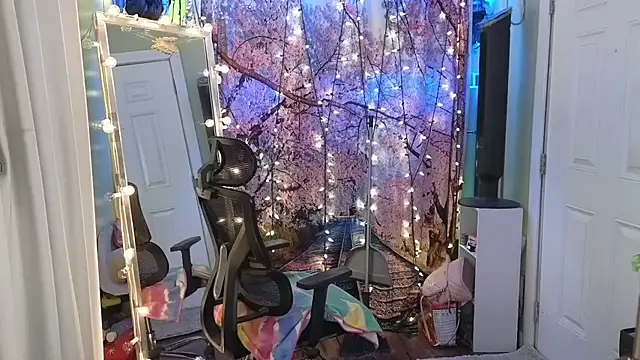 cunty tranny lydia online show from June 2026 05:12:01 AM