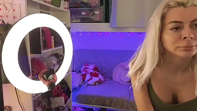 cunty tranny lydia online show from February 2026 04:23:01 AM