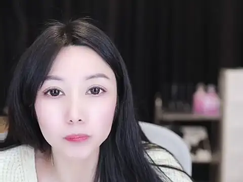 Nuyoah-77 online show from November 2025 03:26:01 PM