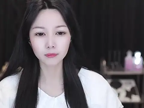 Nuyoah-77 online show from March 2026 05:55:02 AM