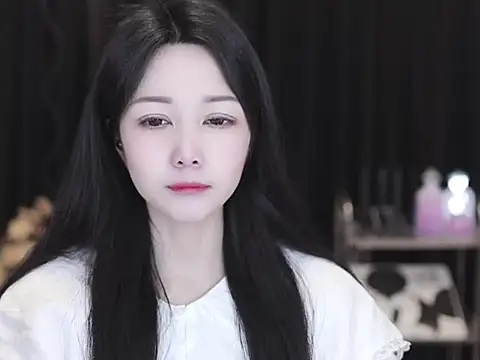 Nuyoah-77 online show from March 2026 06:29:01 AM