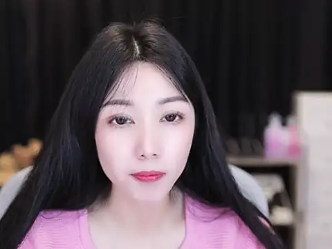 Nuyoah-77 online show from September 2025 03:11:01 PM