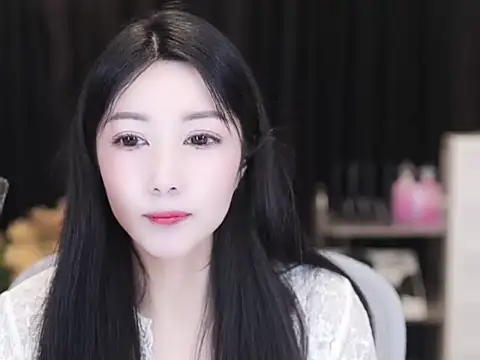 Nuyoah-77 online show from October 2025 03:57:02 PM