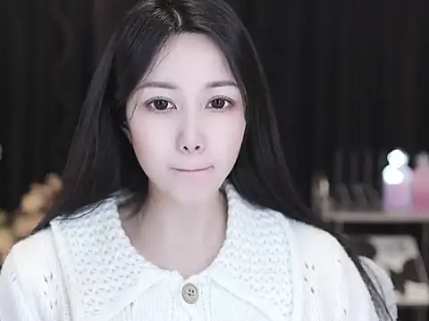 Nuyoah-77 online show from March 2026 06:25:02 AM