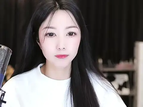 Nuyoah-77 online show from March 2025 02:50:01 PM