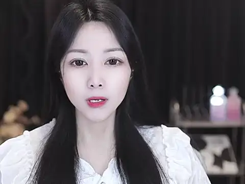 Nuyoah-77 online show from March 2026 06:57:02 AM