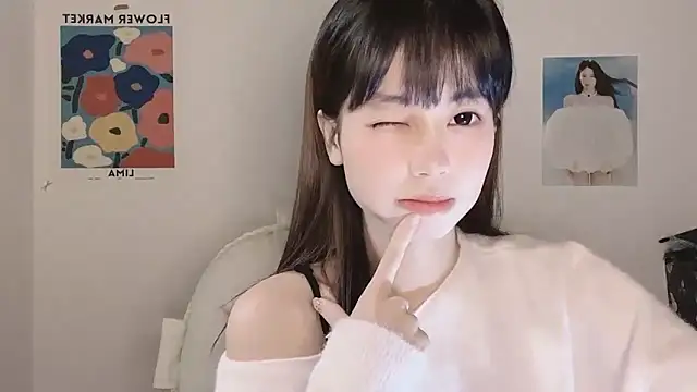 -Hottie online show from November 2025 04:07:01 PM