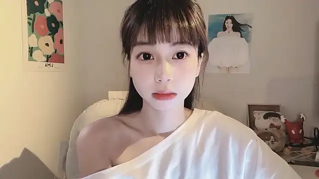 -Hottie online show from September 2025 04:17:01 PM