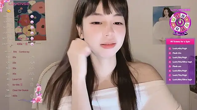 -Hottie online show from October 2025 04:15:02 PM