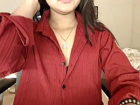 Snapshot of GoldnessAishu chatting on December 2025 08:10:01 PM GoldnessAishu online show from December 2025 08:10:01 PM