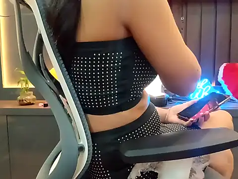 Snapshot of GoldnessAishu chatting on March 2025 07:57:02 PM GoldnessAishu online show from March 2025 07:57:02 PM