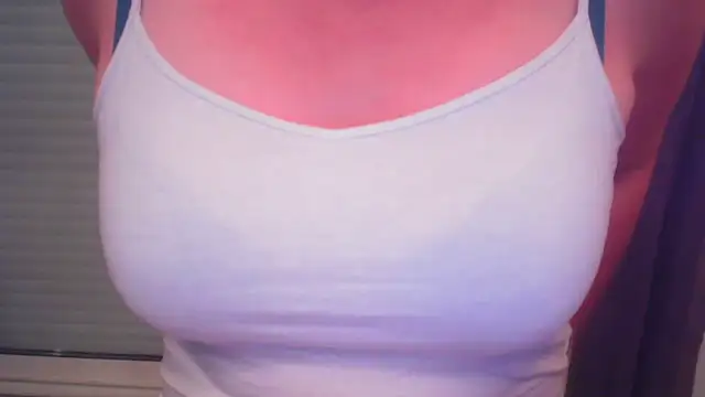 Snapshot of Raptor82 chatting on September 2025 07:21:02 PM Raptor82 online show from September 2025 07:21:02 PM