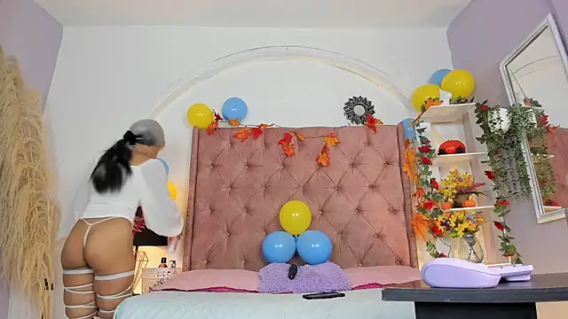 LadyAvalon online show from September 2025 06:04:02 PM