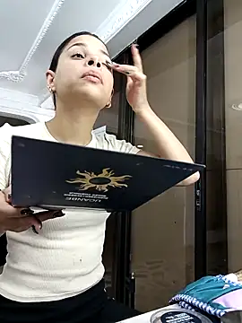 Snapshot of LadyAvalon chatting on October 2025 05:56:01 PM LadyAvalon online show from October 2025 05:56:01 PM