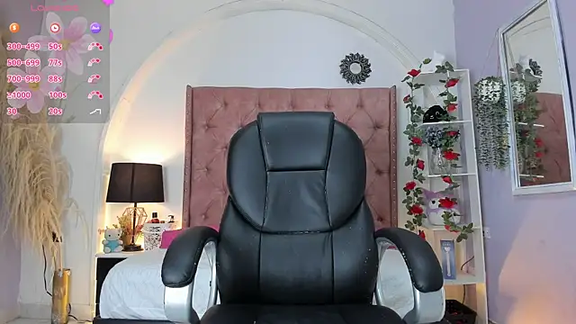 LadyAvalon online show from September 2025 05:38:02 PM
