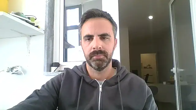 Genntle online show from November 2025 10:52:02 AM