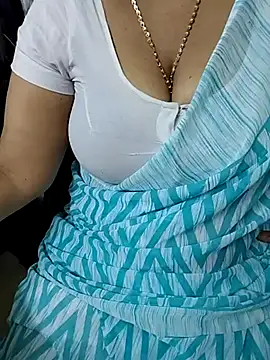 Snapshot of Tamil-ranjitha chatting on March 2025 03:17:02 PM Tamil-ranjitha online show from March 2025 03:17:02 PM