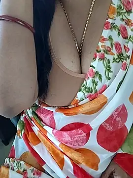 Snapshot of Tamil-ranjitha chatting on March 2025 06:51:02 AM Tamil-ranjitha online show from March 2025 06:51:02 AM