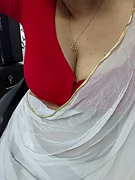 Snapshot of Tamil-ranjitha chatting on February 2025 10:18:02 AM Tamil-ranjitha online show from February 2025 10:18:02 AM