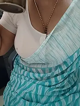 Snapshot of Tamil-ranjitha chatting on March 2025 05:07:02 AM Tamil-ranjitha online show from March 2025 05:07:02 AM