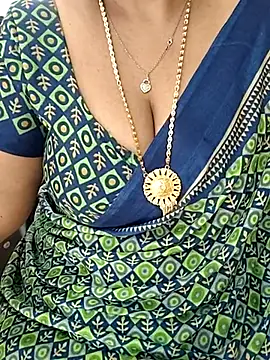 Snapshot of Tamil-ranjitha chatting on February 2025 03:29:01 AM Tamil-ranjitha online show from February 2025 03:29:01 AM